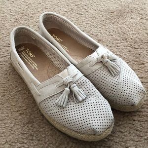EUC toms tassel espadrilles